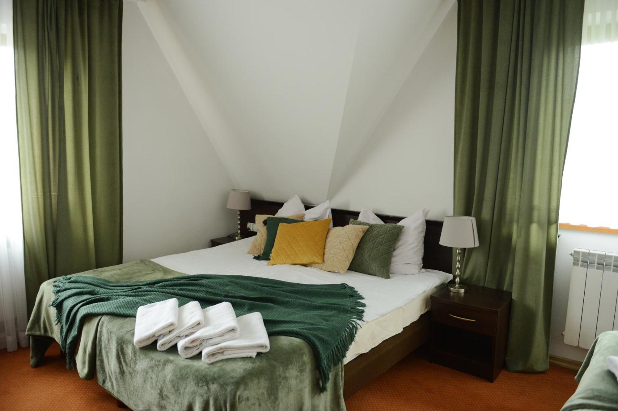Курортний комплекс Dw Paryzanka 3*